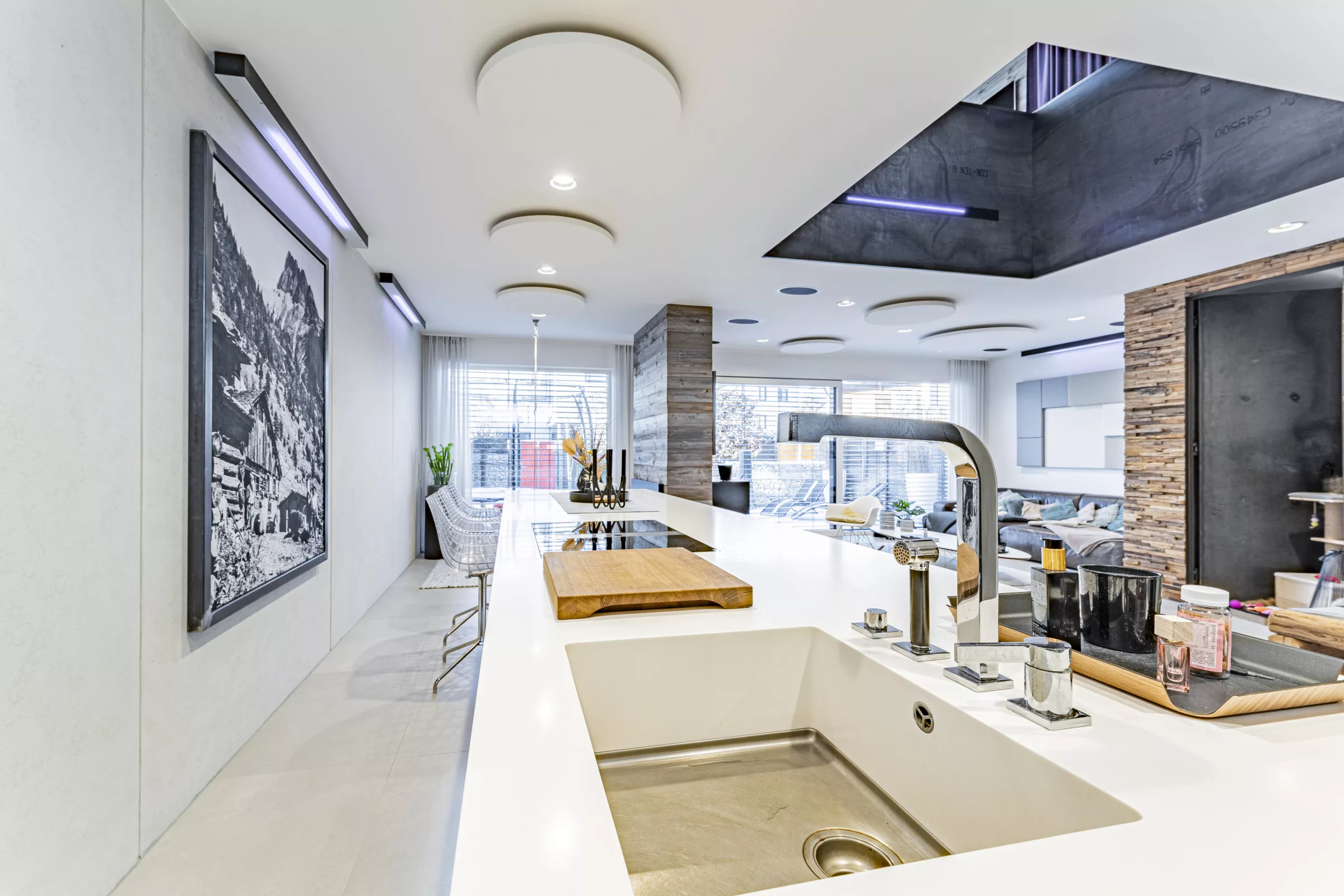 Moderne Küche mit eleganter Einrichtung in Erding