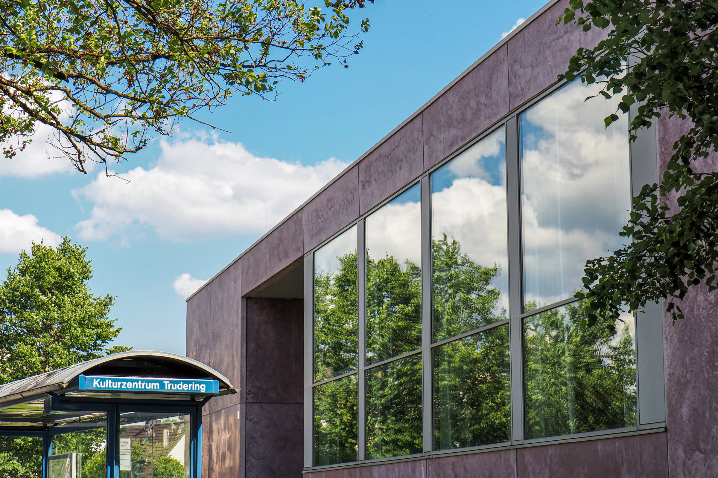 Modernes Kulturzentrum in Trudering