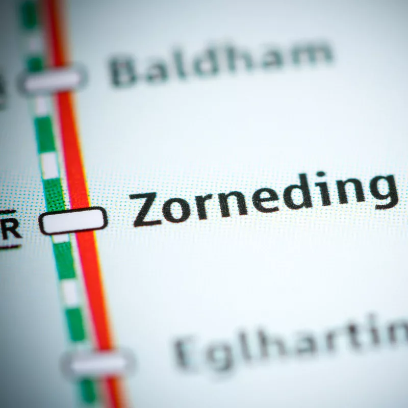 Bahnhofsname Zorneding auf einer Karte.